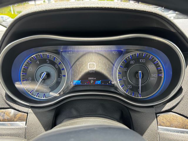 2016 Chrysler 300 4dr Sedan 300C AWD - 23039818 - 8