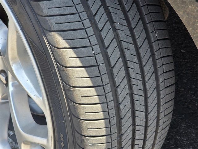 2016 Chrysler 300 4dr Sedan 300C Platinum RWD - 22848620 - 16