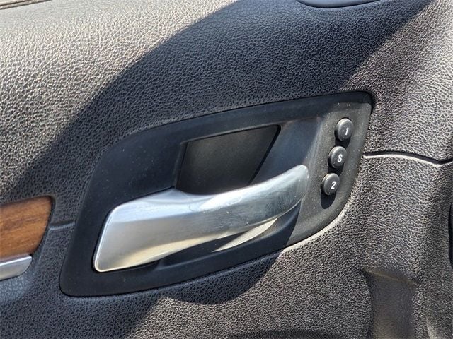 2016 Chrysler 300 4dr Sedan 300C Platinum RWD - 22848620 - 27