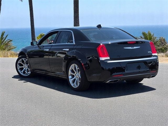2016 Chrysler 300 4dr Sedan 300C Platinum RWD - 22848620 - 5