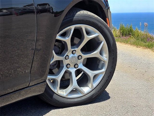 2016 Chrysler 300 4dr Sedan 300C Platinum RWD - 22848620 - 8