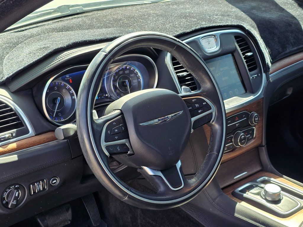 2016 Chrysler 300 4dr Sedan 300C Platinum RWD - 22912173 - 12