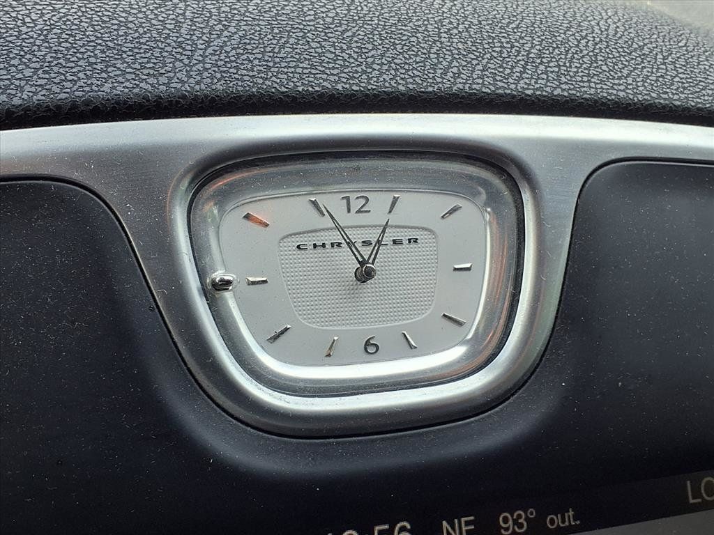 2016 Chrysler 300 4dr Sedan 300C RWD - 22915931 - 14