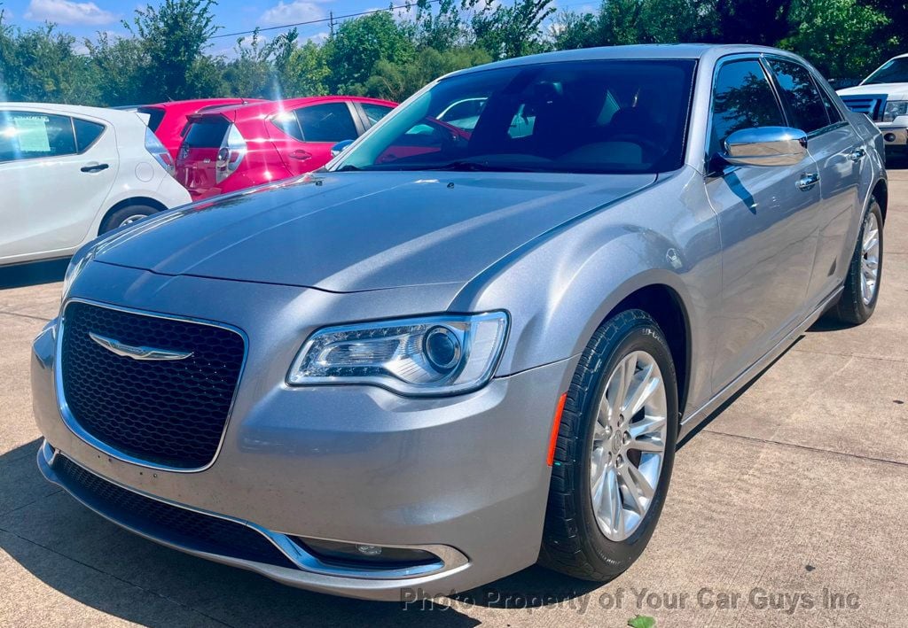 2016 Chrysler 300 4dr Sedan 300C RWD - 22570094 - 0