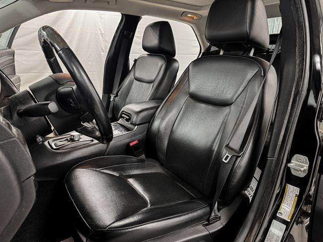 2016 Chrysler 300 C AWD - 23041703 - 8