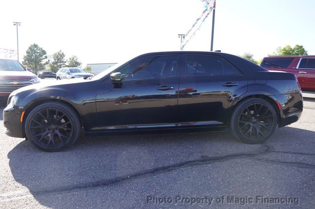 2016 Chrysler 300 S - 22721584 - 1