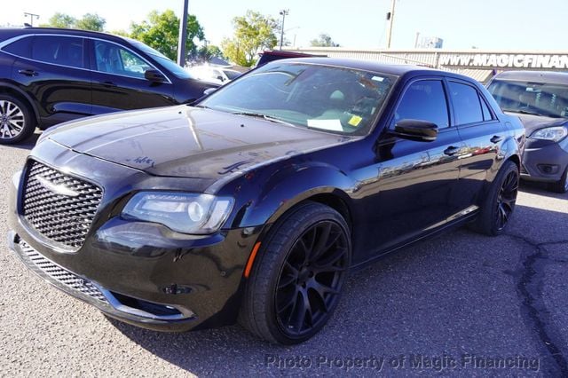 2016 Chrysler 300 S - 22721584 - 2