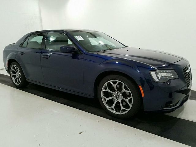 2016 Chrysler 300 S - 15400138 - 1