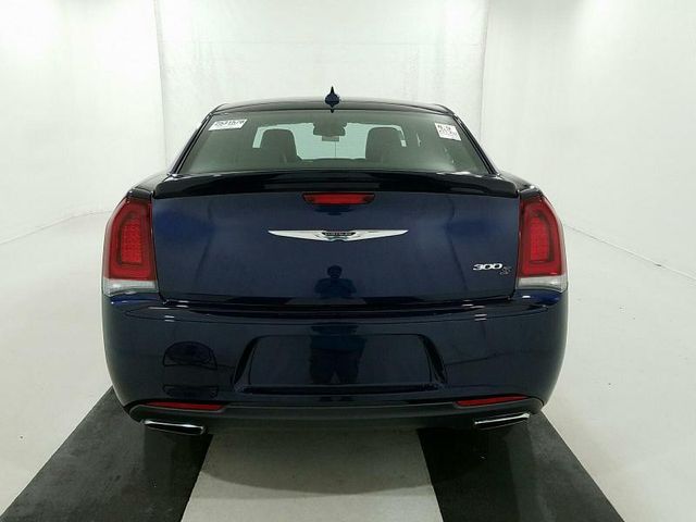 2016 Chrysler 300 S - 15400138 - 5