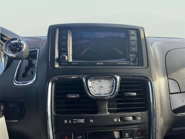 2016 Chrysler Town & Country 4dr Wagon S - 22961861 - 20