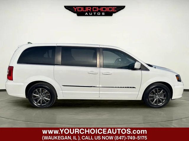 2016 Chrysler Town & Country 4dr Wagon S - 22961861 - 7