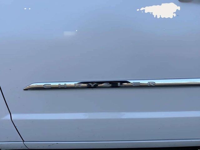 2016 Chrysler Town & Country 4dr Wagon S - 22961861 - 8