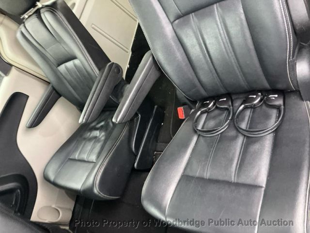 2016 Chrysler Town & Country 4dr Wagon Touring - 22990377 - 8