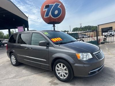 2016 Chrysler Town & Country - 2C4RC1BG9GR297218