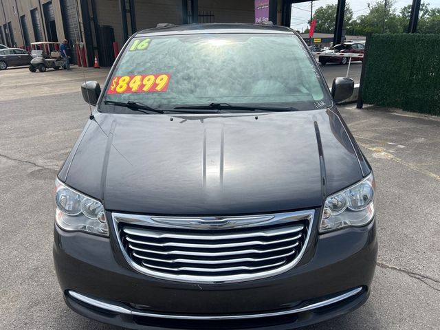 2016 Chrysler Town & Country 4dr Wagon Touring - 23021376 - 10