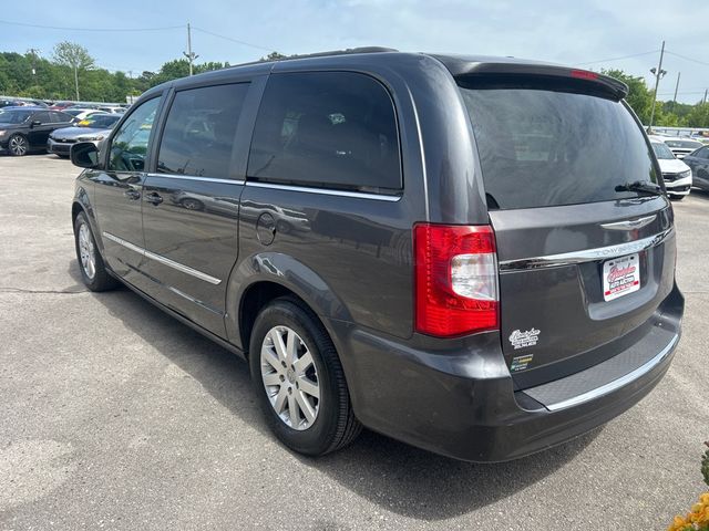 2016 Chrysler Town & Country 4dr Wagon Touring - 23021376 - 5
