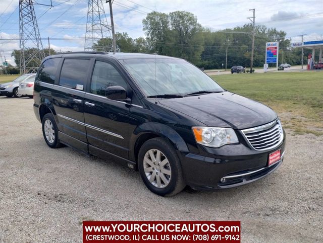 2016 Chrysler Town & Country 4dr Wagon Touring - 22578625 - 11