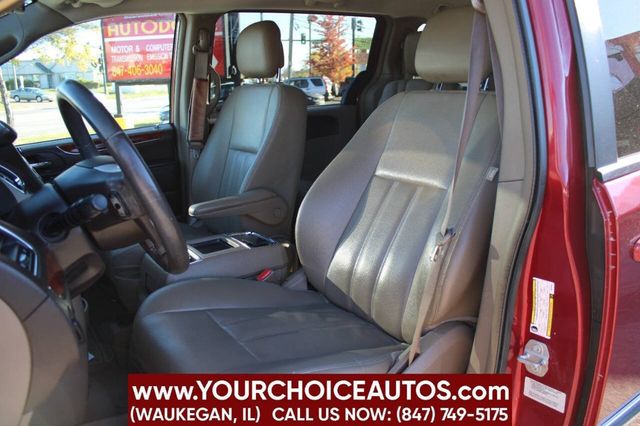 2016 Chrysler Town & Country 4dr Wagon Touring - 22640909 - 11