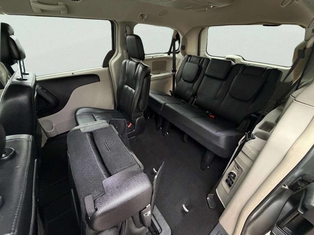 2016 Chrysler Town & Country 4dr Wagon Touring - 22970612 - 20