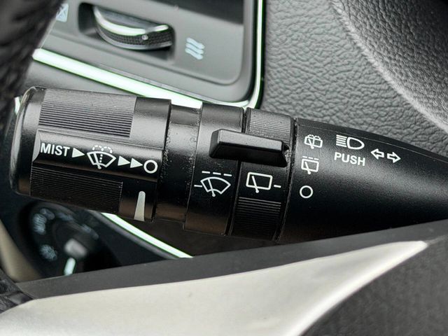 2016 Chrysler Town & Country 4dr Wagon Touring - 22970612 - 35