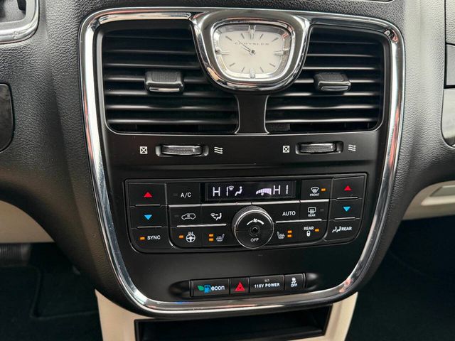 2016 Chrysler Town & Country 4dr Wagon Touring - 22970612 - 40