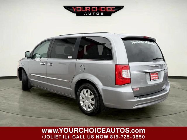 2016 Chrysler Town & Country 4dr Wagon Touring - 22970612 - 5