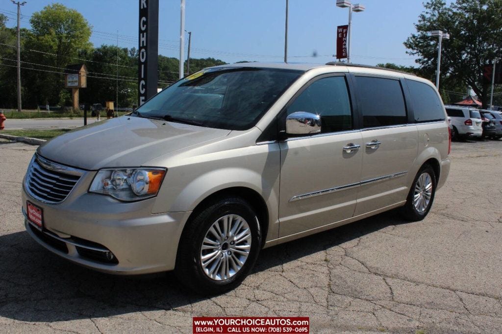 2016 Chrysler Town & Country 4dr Wagon Touring-L Anniversary Edition - 22570708 - 0