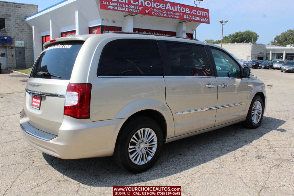 2016 Chrysler Town & Country 4dr Wagon Touring-L Anniversary Edition - 22570708 - 4