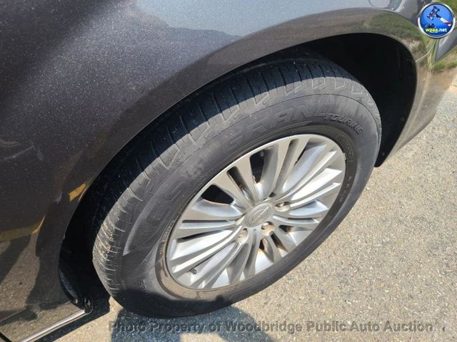 2016 Chrysler Town & Country Touring-L - 23055443 - 13
