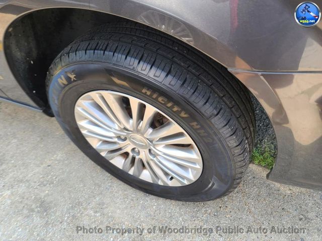 2016 Chrysler Town & Country Touring-L - 23055443 - 4