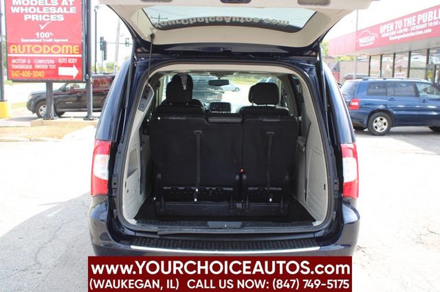 2016 Chrysler Town & Country Touring L 4dr Mini Van - 22913934 - 10