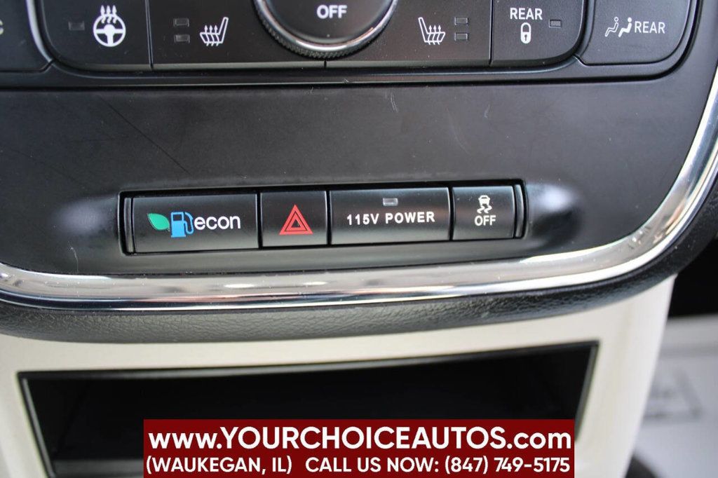 2016 Chrysler Town & Country Touring L 4dr Mini Van - 22913934 - 29