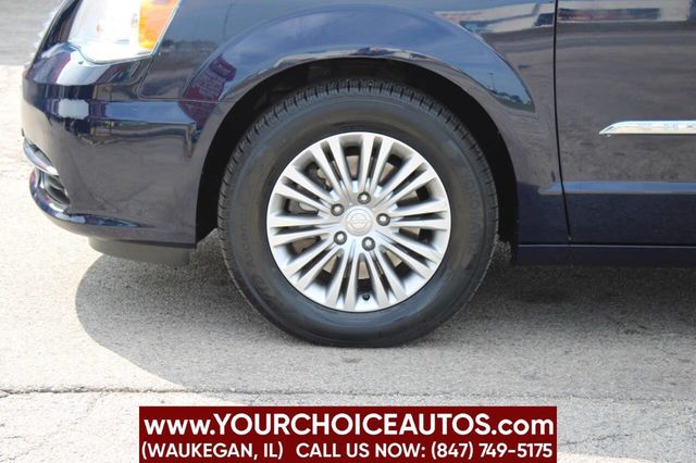 2016 Chrysler Town & Country Touring L 4dr Mini Van - 22913934 - 8