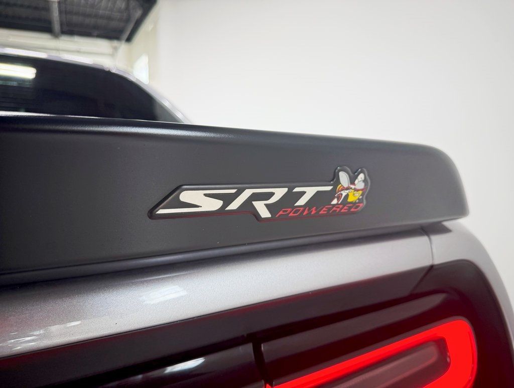 2016 Dodge Challenger 392 Scat Pack Shaker photo 11