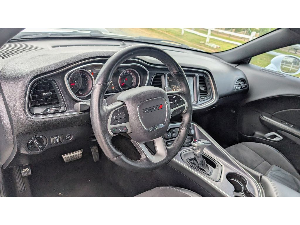 2016 Dodge Challenger 392 Scat Pack Shaker photo 14