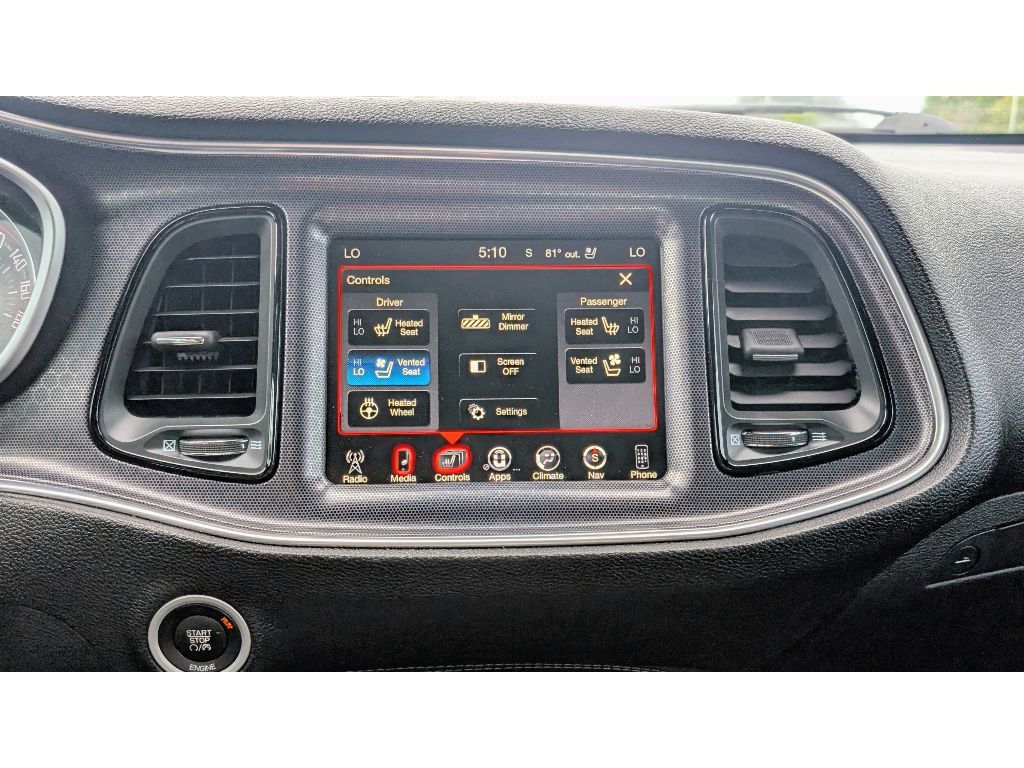 2016 Dodge Challenger 392 Scat Pack Shaker photo 20