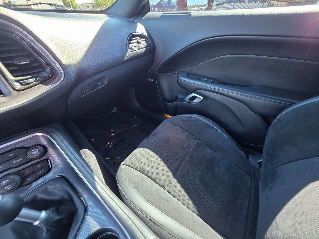 2016 Dodge Challenger 2dr Coupe R/T Scat Pack - 22936959 - 39