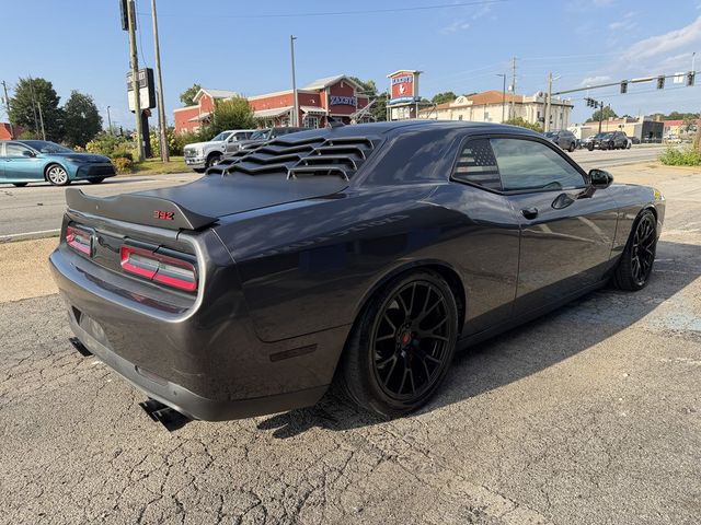 2016 Dodge Challenger 2dr Coupe SRT 392 - 23083270 - 10