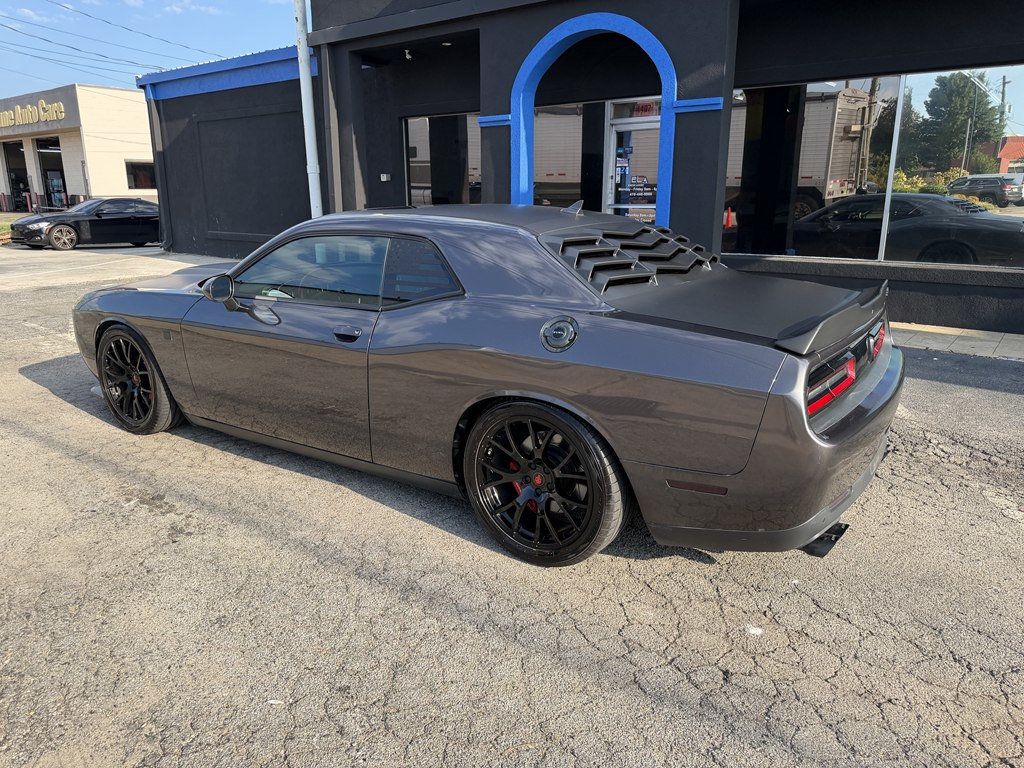 2016 Dodge Challenger 2dr Coupe SRT 392 - 23083270 - 17