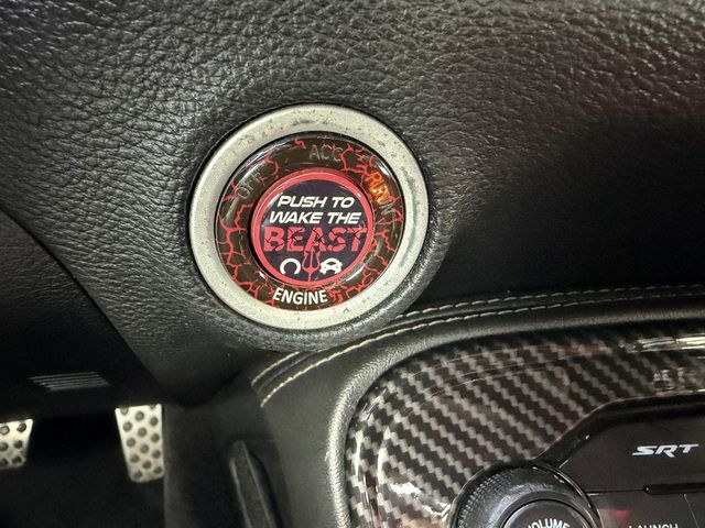 2016 Dodge Challenger 2dr Coupe SRT 392 - 23083270 - 37