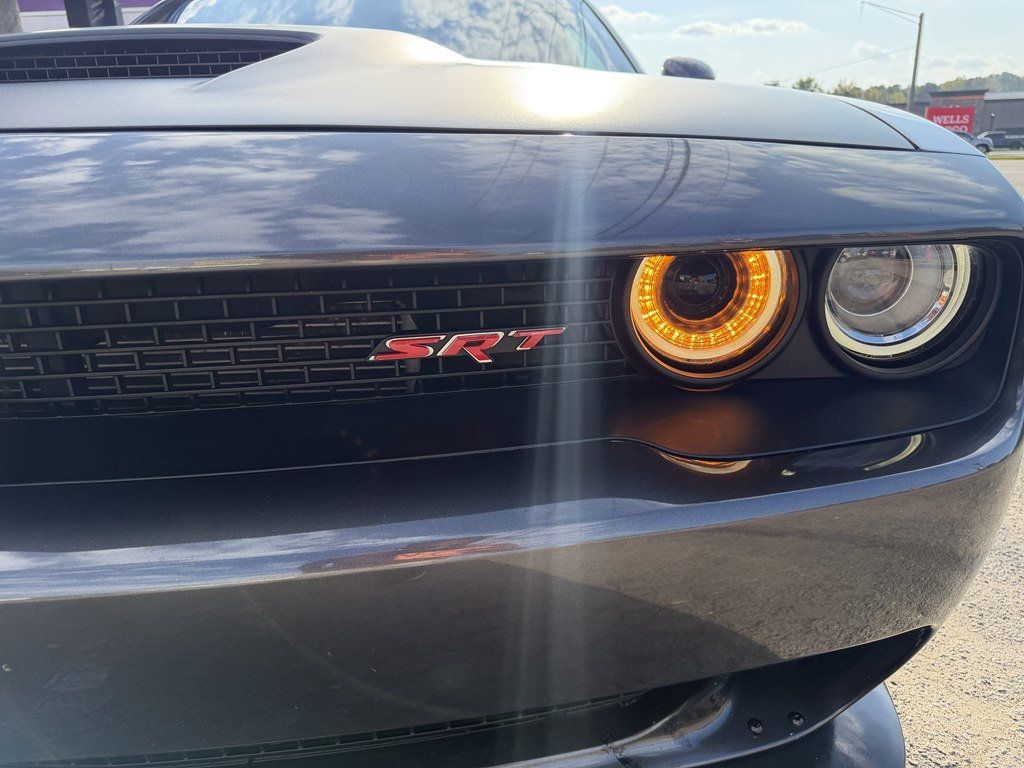 2016 Dodge Challenger 2dr Coupe SRT 392 - 23083270 - 3
