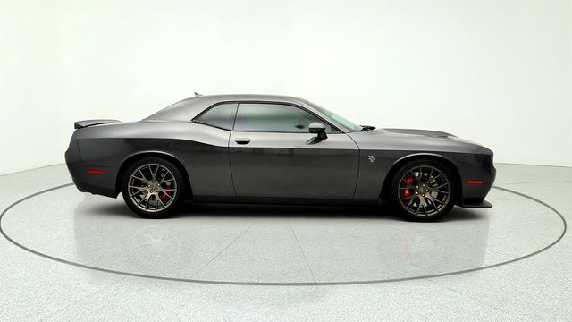 2016 Dodge Challenger 2dr Coupe SRT Hellcat w/ Power Sunroof & 20'' SRT Forged Wheels - 23029884 - 3