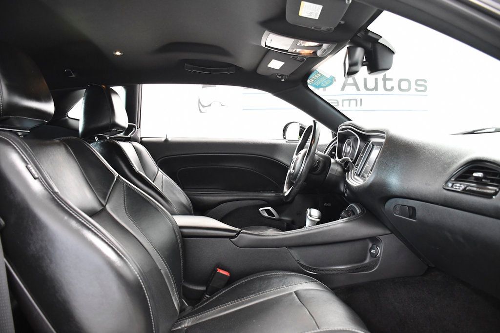 2016 Dodge Challenger 2dr Coupe SXT - 23060398 - 12