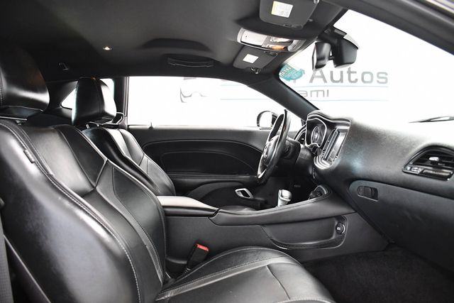 2016 Dodge Challenger 2dr Coupe SXT - 23060398 - 12