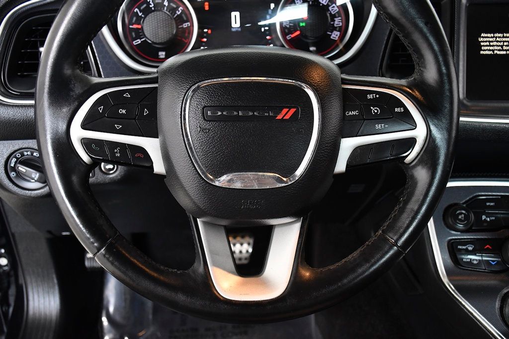 2016 Dodge Challenger 2dr Coupe SXT - 23060398 - 16