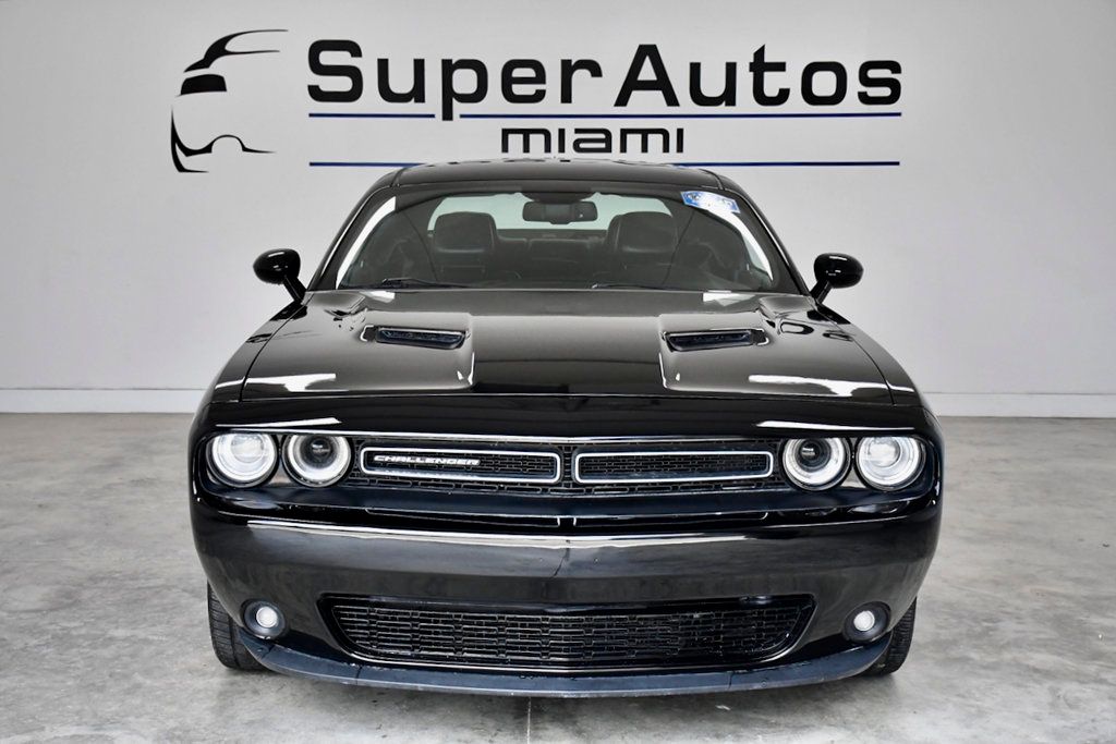 2016 Dodge Challenger 2dr Coupe SXT - 23060398 - 1