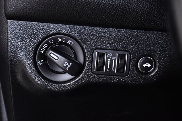 2016 Dodge Challenger 2dr Coupe SXT - 23060398 - 27