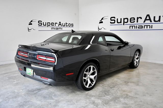 2016 Dodge Challenger 2dr Coupe SXT - 23060398 - 3