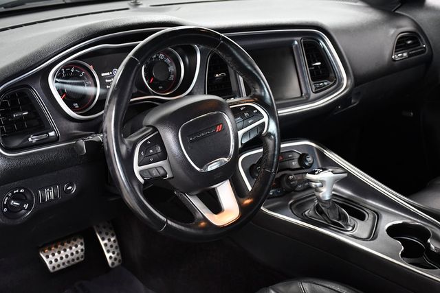 2016 Dodge Challenger 2dr Coupe SXT - 23060398 - 7