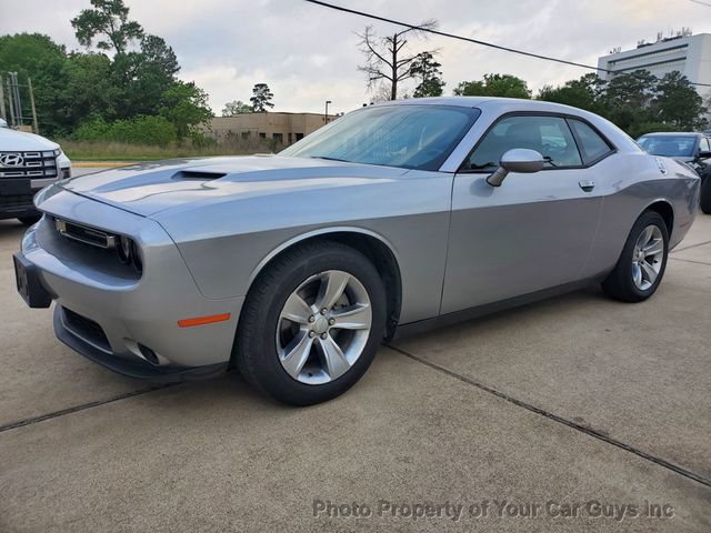 2016 Dodge Challenger 2dr Coupe SXT - 23002250 - 0